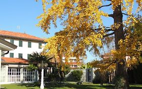 Ginkgo Guest House